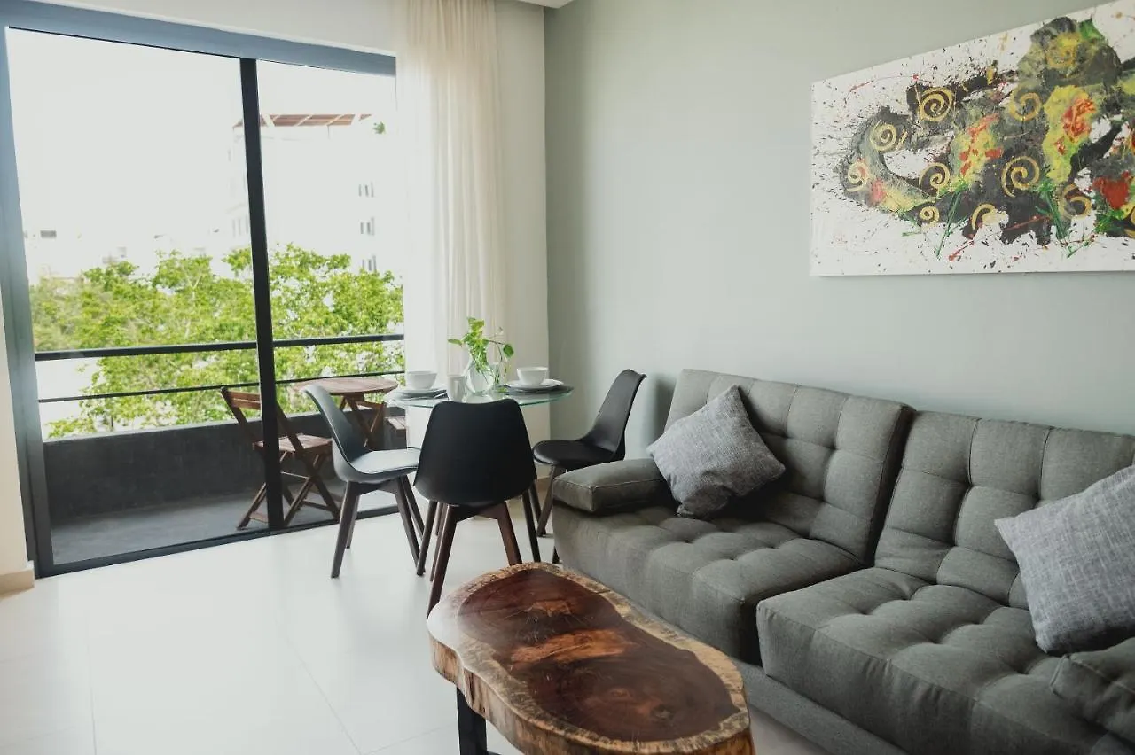 Phantom Suites Playa del Carmen Hotel