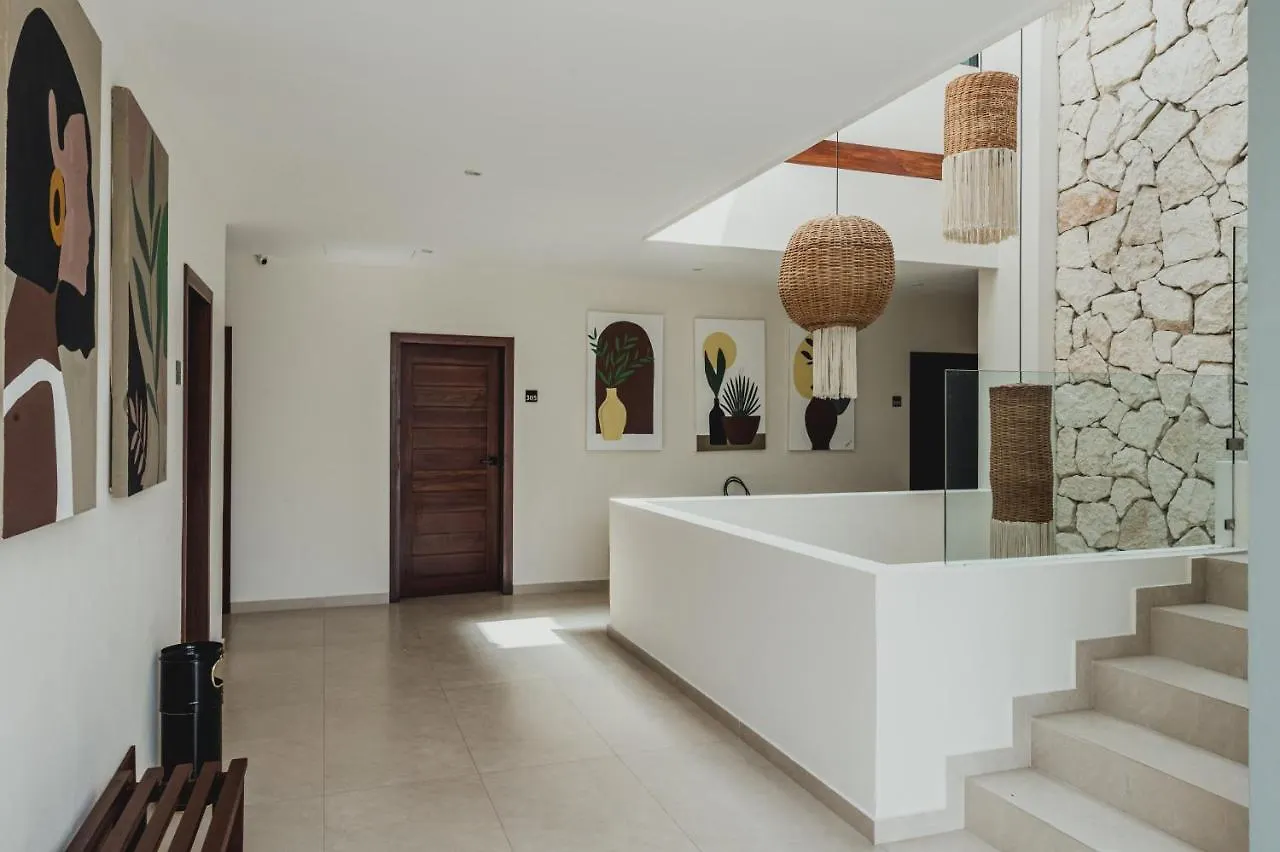 **** Hotel Phantom Suites Playa del Carmen Mexico