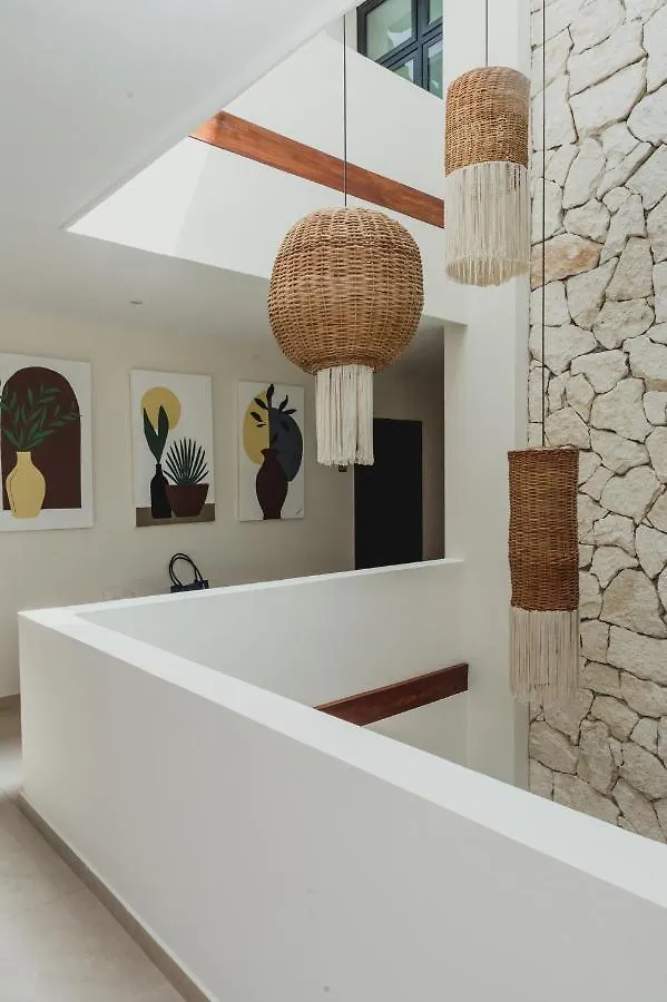 Phantom Suites Playa del Carmen Hotel